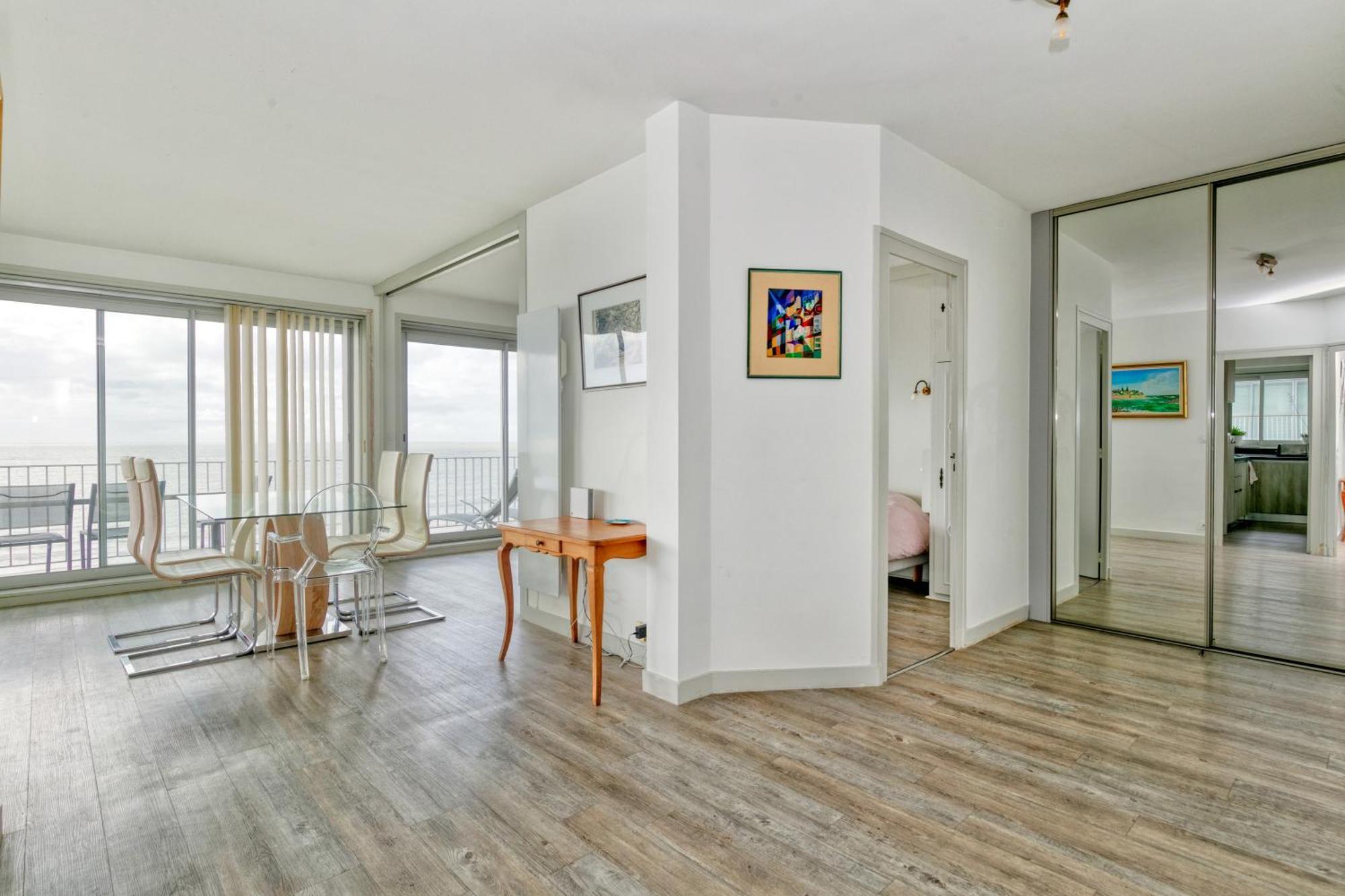 Pieds Dans L'eau - Balcon Vue Appartement